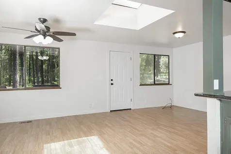 323 Brooke Lane Grants Pass OR 97527