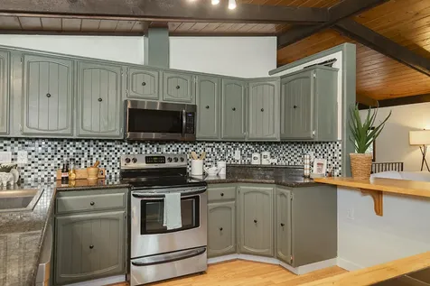 323 Brooke Lane Grants Pass OR 97527