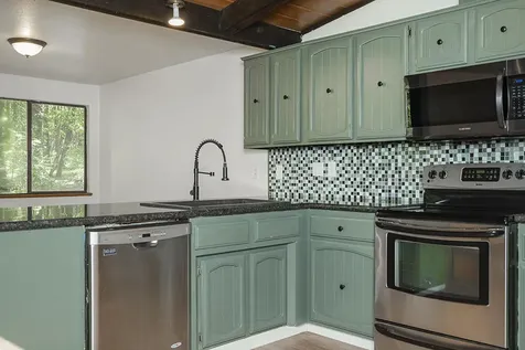 323 Brooke Lane Grants Pass OR 97527