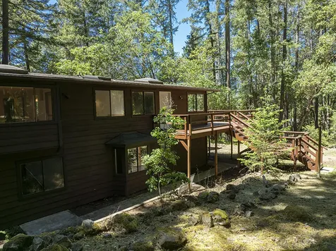 323 Brooke Lane Grants Pass OR 97527