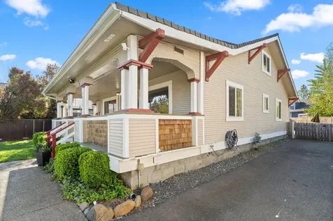 2975 Leonard Road Grants Pass OR 97527