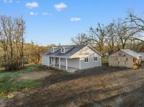 9497 Blackwell Road Central Point OR 97502