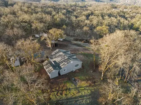 9497 Blackwell Road Central Point OR 97502