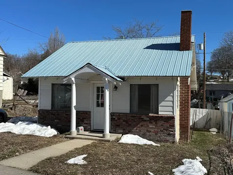 1435 Worden Avenue Klamath Falls OR 97601