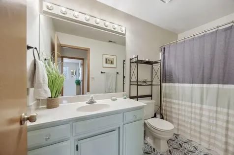 1271 Munson Drive Ashland OR 97520