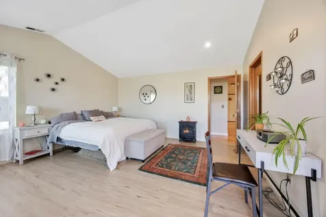 1271 Munson Drive Ashland OR 97520