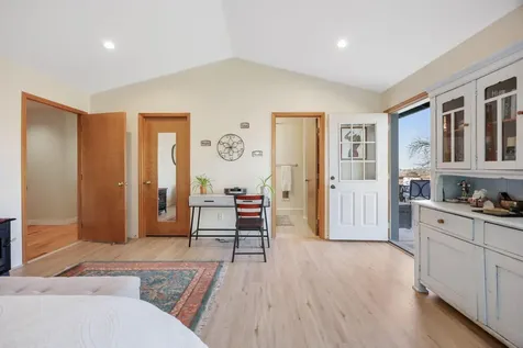 1271 Munson Drive Ashland OR 97520