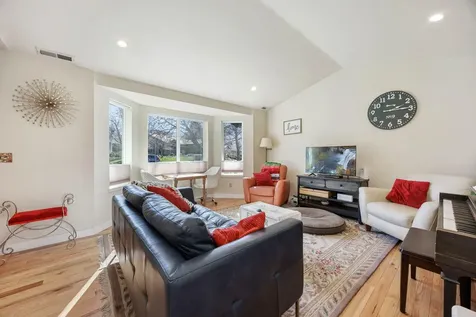1271 Munson Drive Ashland OR 97520