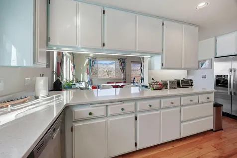 1271 Munson Drive Ashland OR 97520