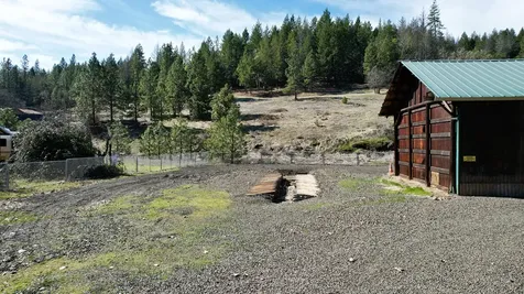 815 Old Trail Creek Road Trail OR 97541