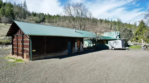 815 Old Trail Creek Road Trail OR 97541
