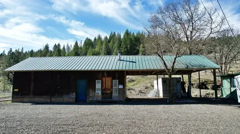 815 Old Trail Creek Road Trail OR 97541