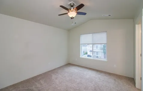 420 Oak Street Phoenix OR 97535