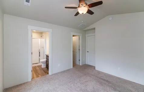 420 Oak Street Phoenix OR 97535