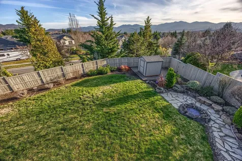 3730 Old Cherry Lane Medford OR 97504