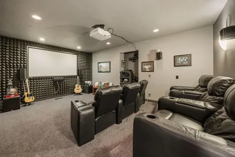 3730 Old Cherry Lane Medford OR 97504