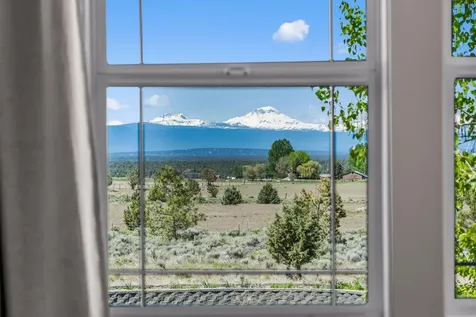 13407 SW Umbarger Road Powell Butte OR 97753
