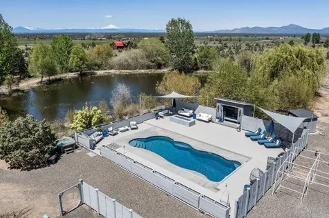 13407 SW Umbarger Road Powell Butte OR 97753