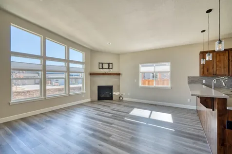 715 NW 13th Street Redmond OR 97756