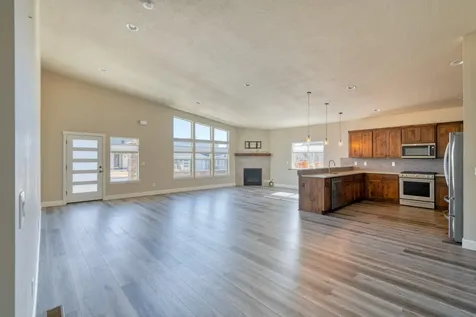 715 NW 13th Street Redmond OR 97756