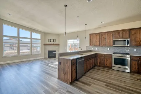 715 NW 13th Street Redmond OR 97756