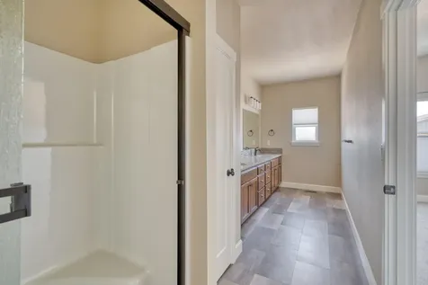 715 NW 13th Street Redmond OR 97756