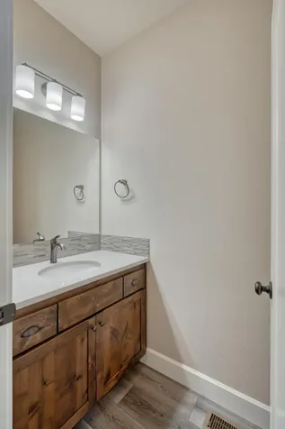 715 NW 13th Street Redmond OR 97756