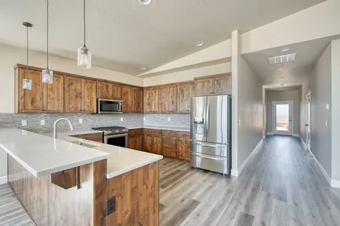 715 NW 13th Street Redmond OR 97756