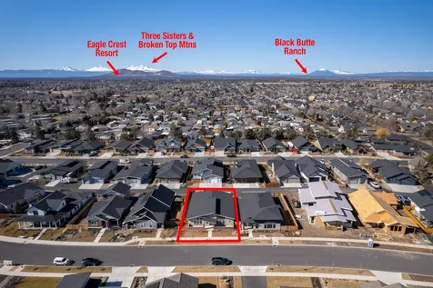 715 NW 13th Street Redmond OR 97756
