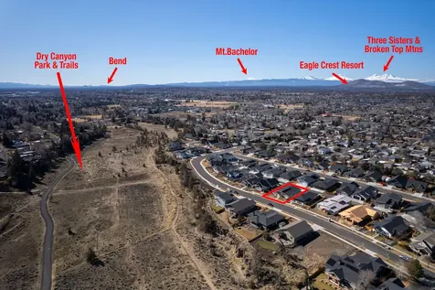 715 NW 13th Street Redmond OR 97756