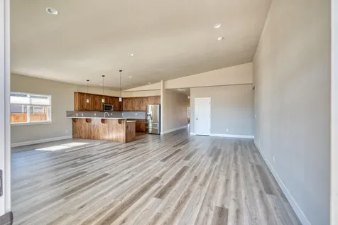 715 NW 13th Street Redmond OR 97756