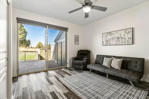 695 Sagebush Circle Redmond OR 97756