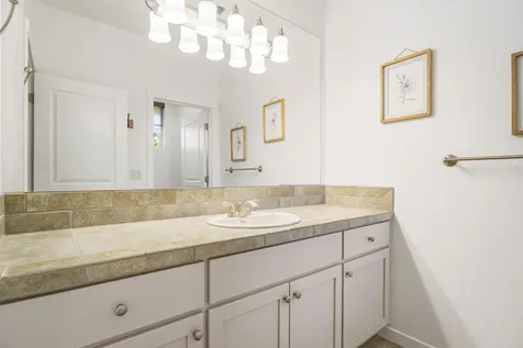 695 Sagebush Circle Redmond OR 97756