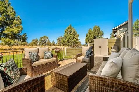 695 Sagebush Circle Redmond OR 97756