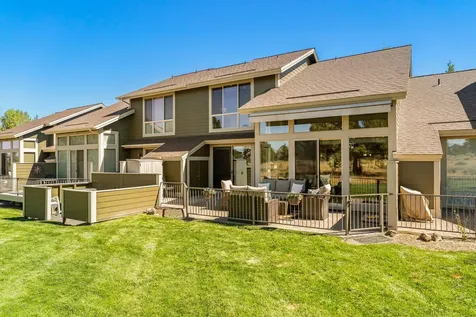 695 Sagebush Circle Redmond OR 97756