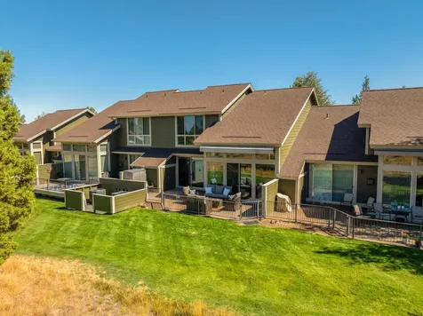 695 Sagebush Circle Redmond OR 97756