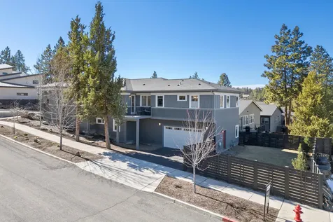 2926 NW Chardonnay Lane Bend OR 97703