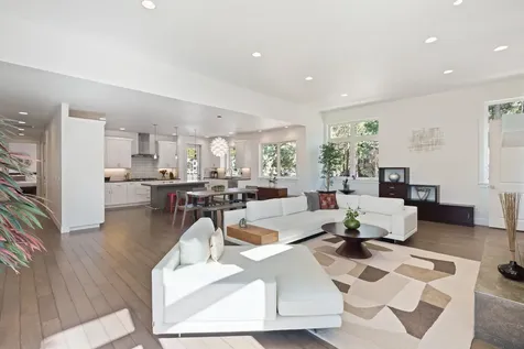 2926 NW Chardonnay Lane Bend OR 97703