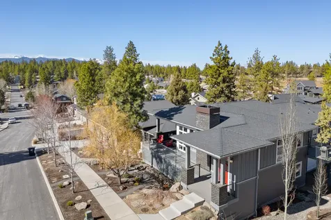 2926 NW Chardonnay Lane Bend OR 97703