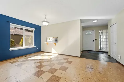 1110 SW Silver Lake Boulevard Bend OR 97702