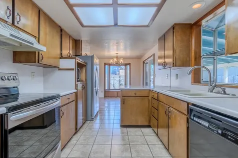 2200 Smokethorn Way Medford OR 97504
