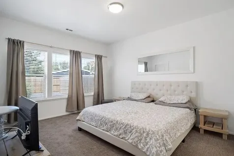 261 Oak Crest Way Medford OR 97501