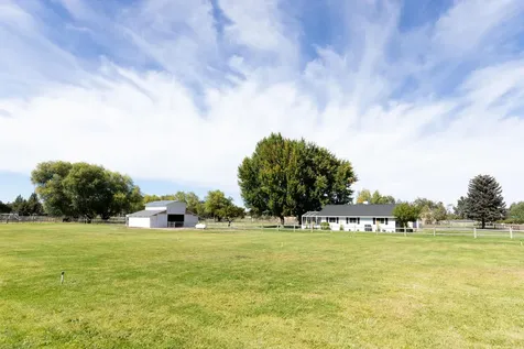 63265 Peterman Lane Bend OR 97701
