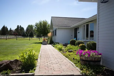 63265 Peterman Lane Bend OR 97701