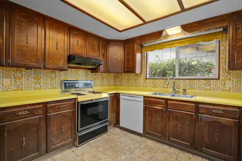 465 SW H Street Grants Pass OR 97526