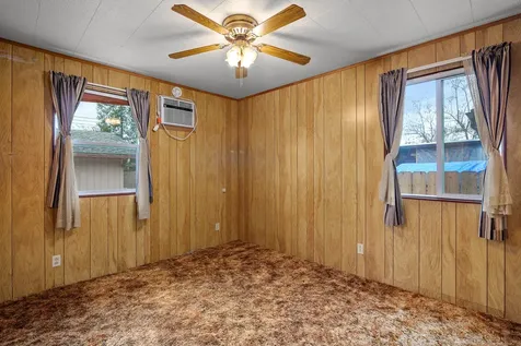 465 SW H Street Grants Pass OR 97526