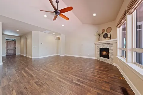 330 NW 28th Street Redmond OR 97756