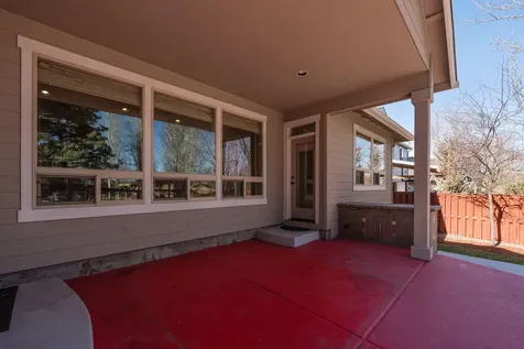 330 NW 28th Street Redmond OR 97756