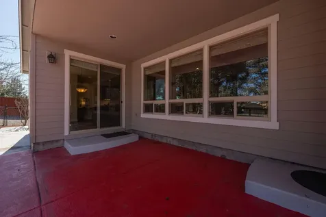 330 NW 28th Street Redmond OR 97756