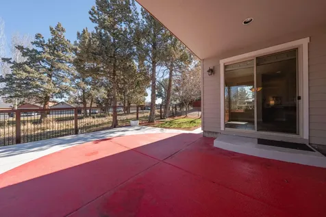 330 NW 28th Street Redmond OR 97756